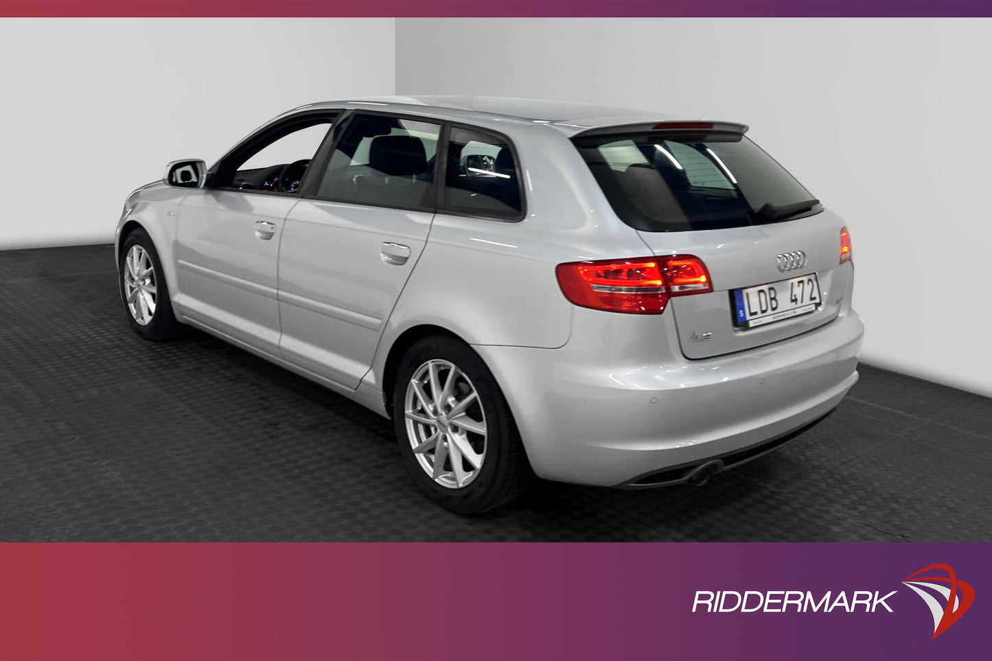 Audi A3 Sportback 2.0 TDI 140hk  S-Line P-sensor LÅGMIL