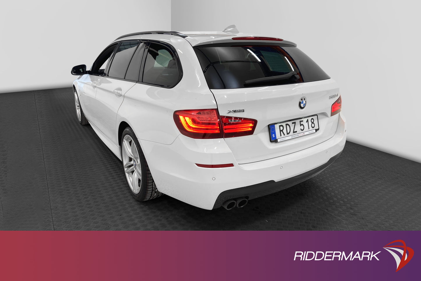 BMW 520d xDrive Touring 190hk M Sport Pano Harman/K Skinn