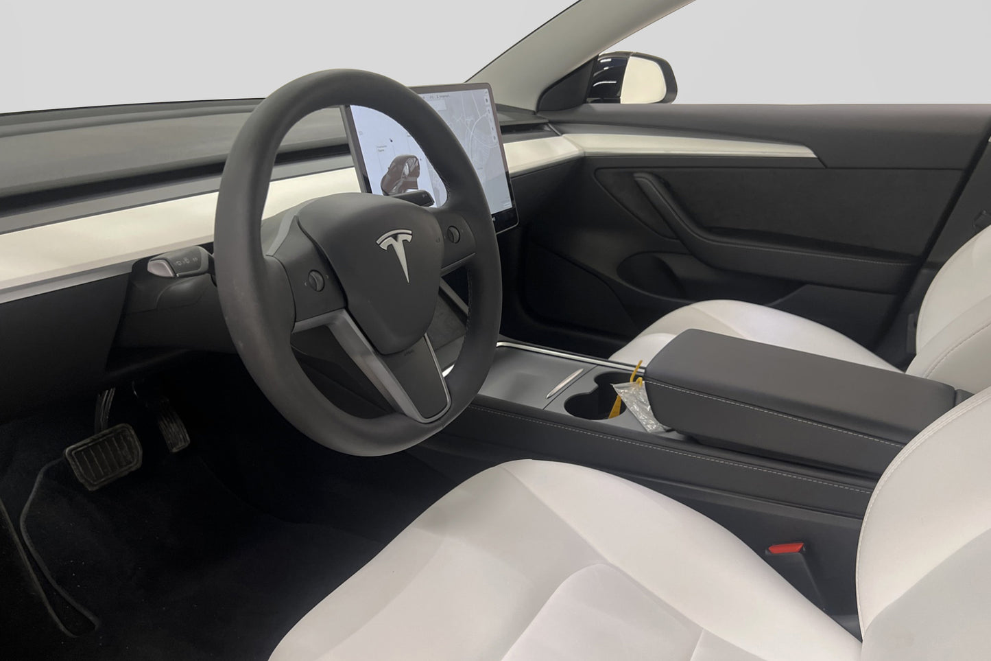 Tesla Model 3 Long Range AWD 440hk Pano Autopilot Sv.Såld