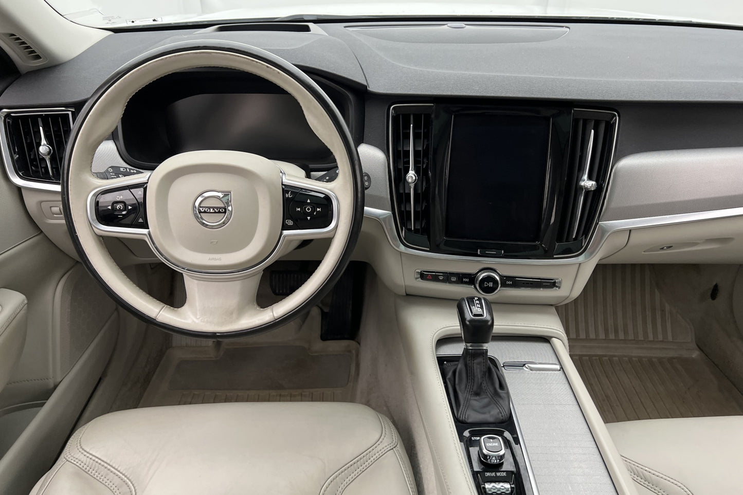 Volvo V90 D4 190hk Inscription Pano HuD 360 Kamera BLIS