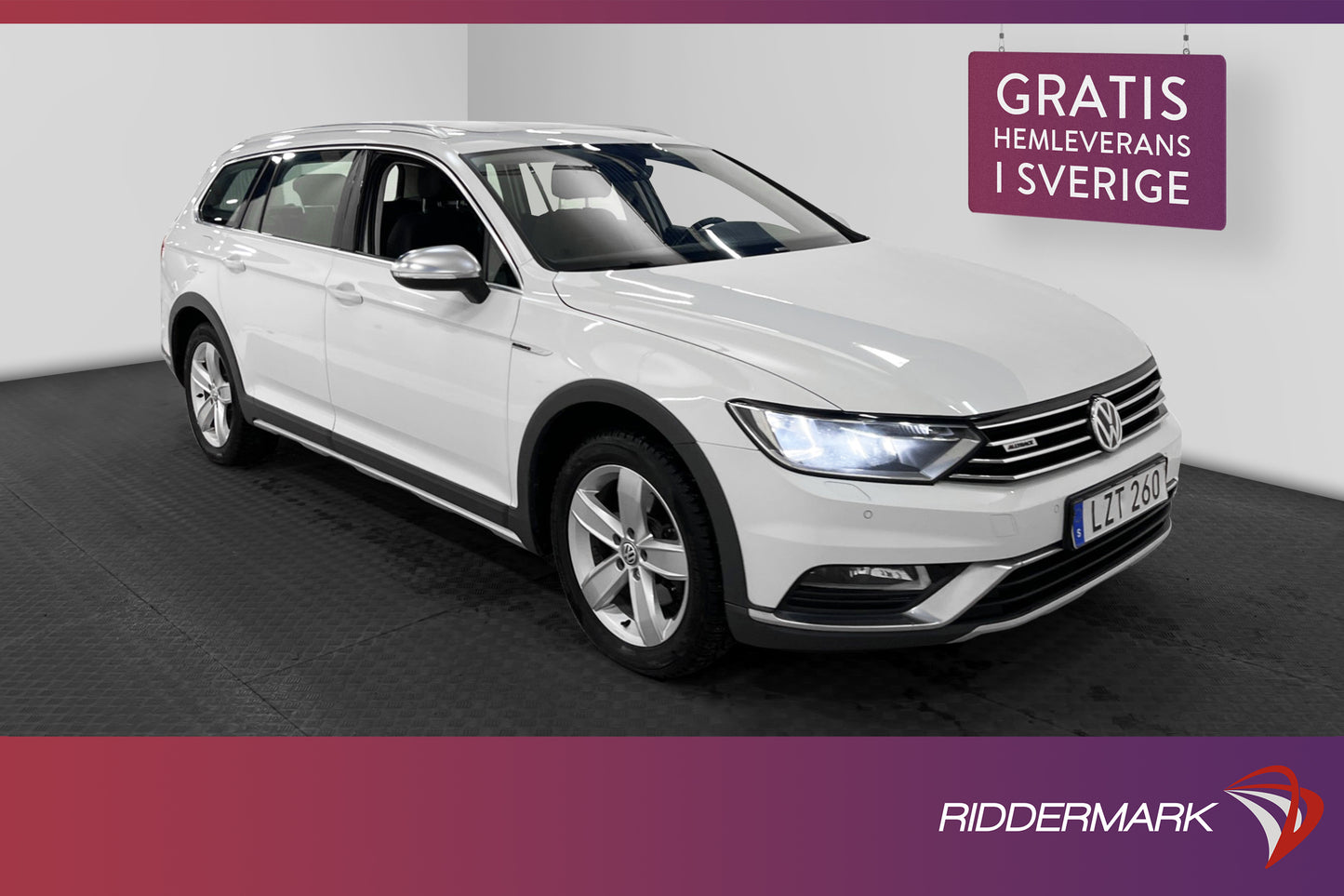 Volkswagen Passat Alltrack 190hk 4M D-värm Pano Bkamera Navi