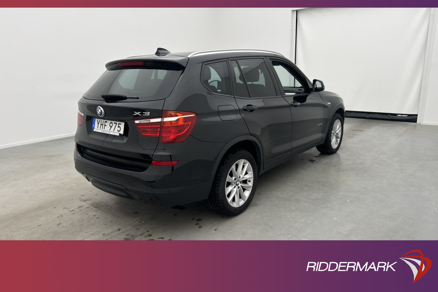 BMW X3 xDrive20d 190hk Värmare HiFi Sensorer Keyless