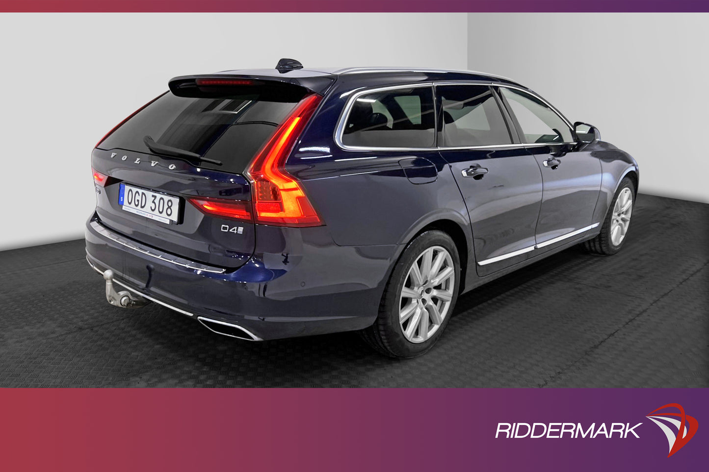 Volvo V90 D4 190hk Inscription Pano VOC HUD 360° Skinn Drag