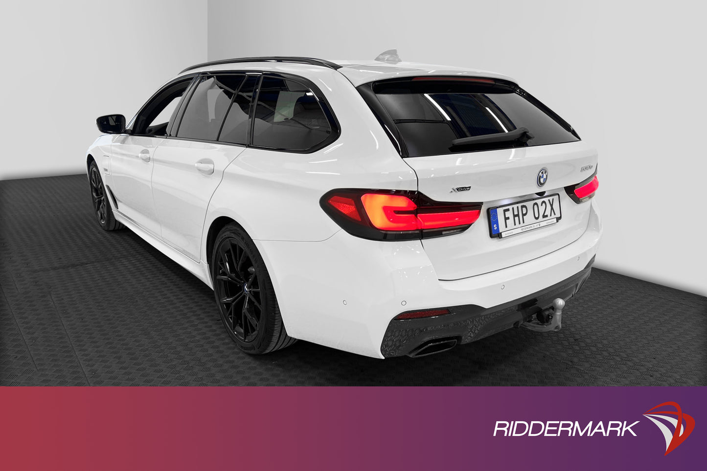 BMW 530e xDrive Touring 292hk Innovation Pano Drag 360*