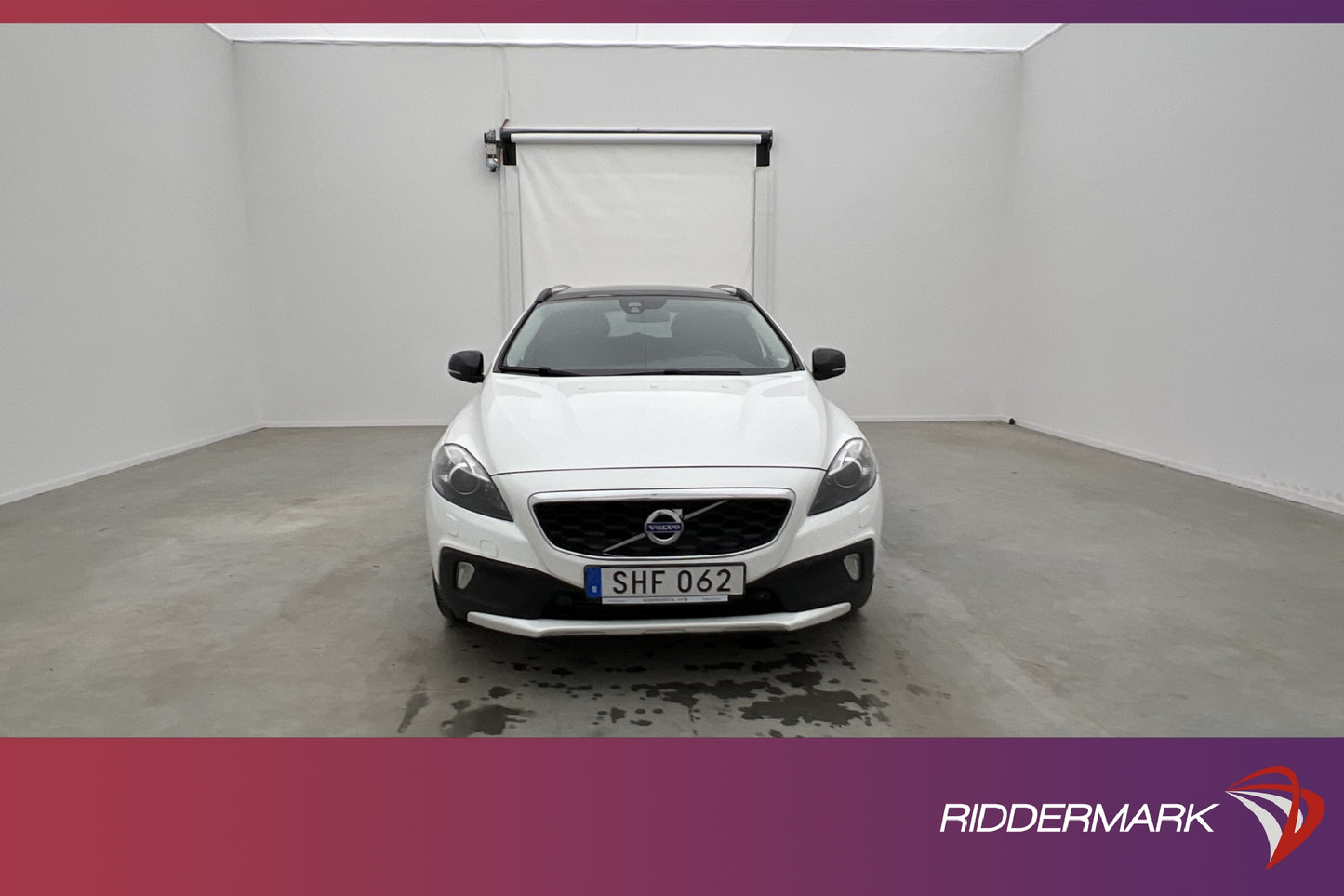 Volvo V40 Cross Country D3 Summum VOC Värm Pano Navi Skinn