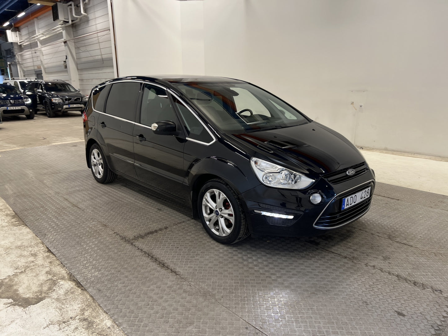 Ford S-Max 2.0 TDCi 140hk Titanium 7-sits Pano Värmare Drag