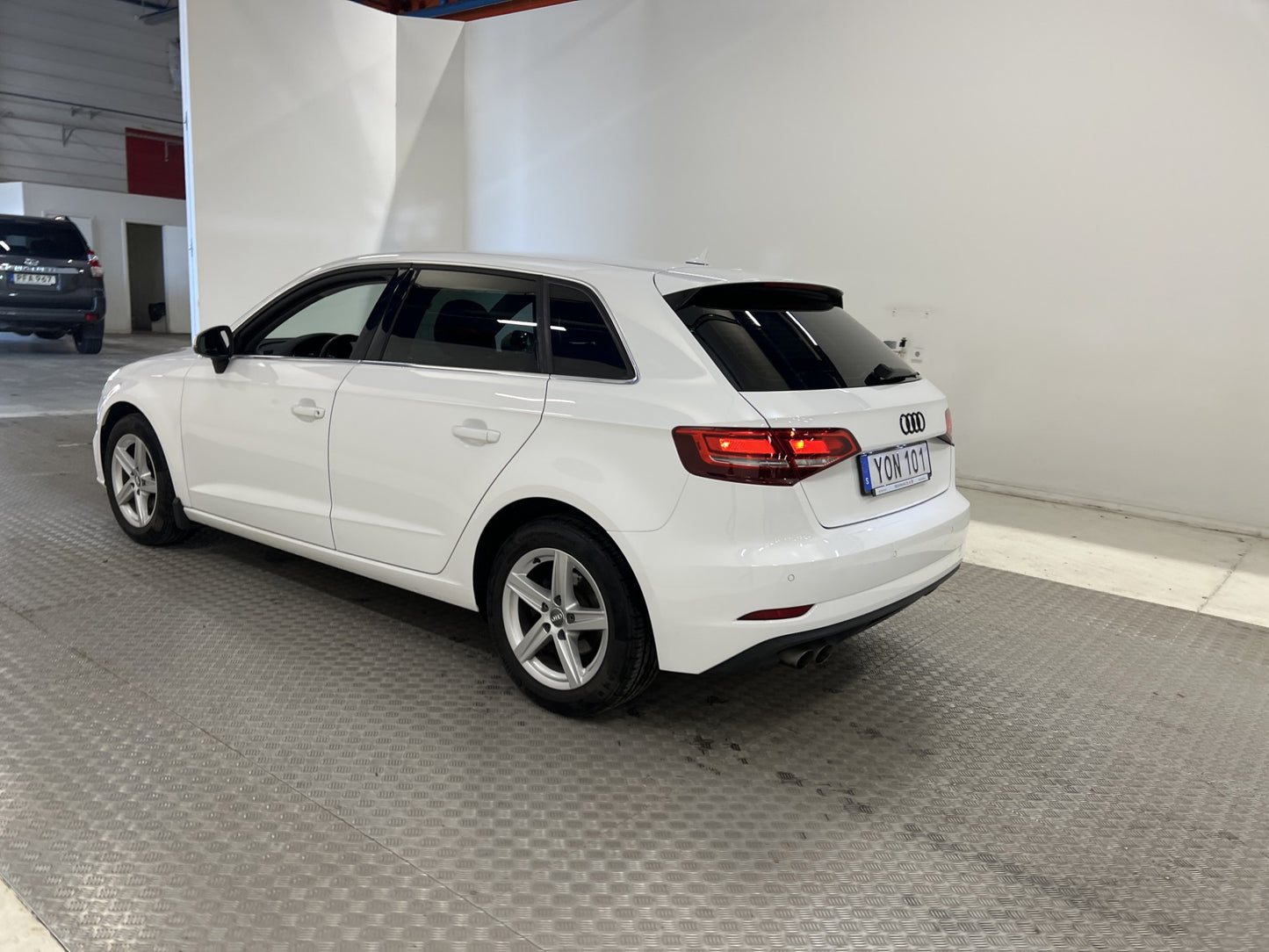 Audi A3 Sportback 1.5 TFS 150hk Proline P-sensorer Välservad