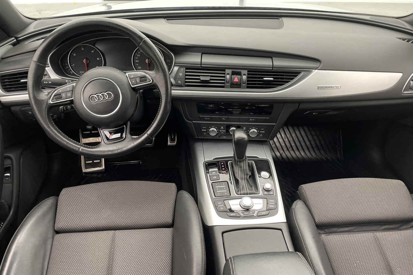 Audi A6 Avant 2.0 TDI 190hk Quattro S-Line Värmare Dragkrok