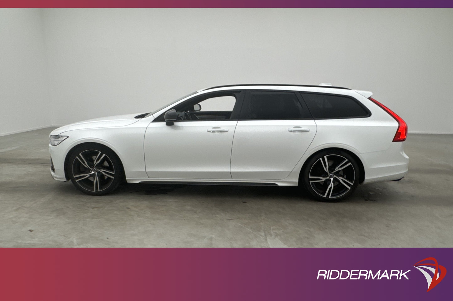 Volvo V90 T5 250hk R-Design VOC P-Värmare H/K 360° Navi Drag