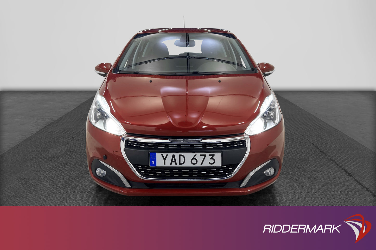 Peugeot 208 5-dörrar 1.6 99hk M&K-Värmare Bluetooth Sensorer