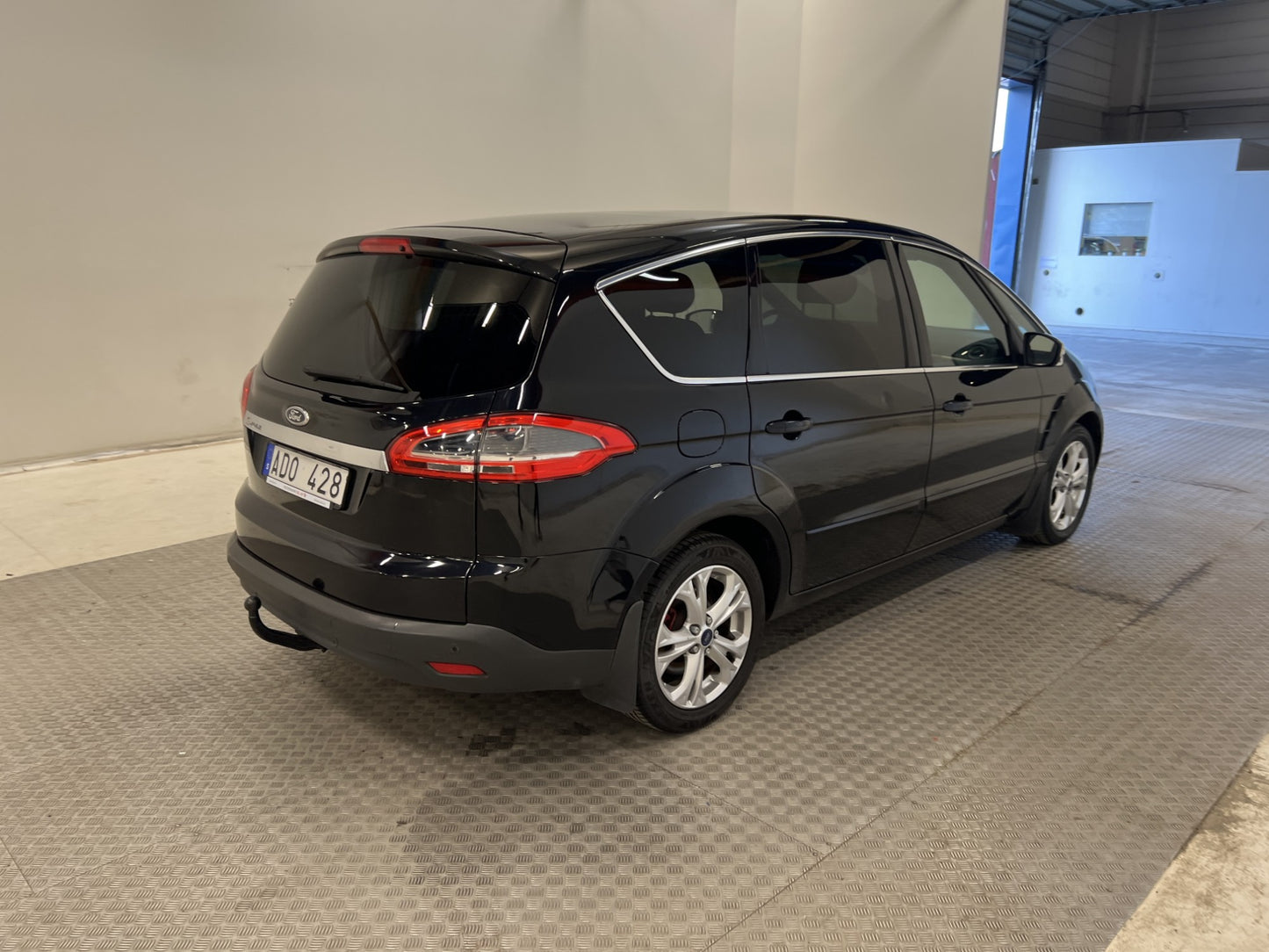 Ford S-Max 2.0 TDCi 140hk Titanium 7-sits Pano Värmare Drag