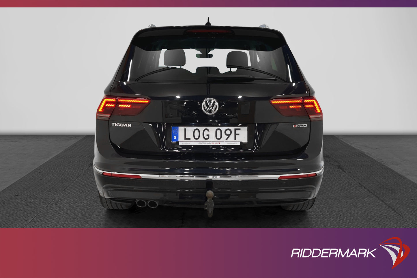 Volkswagen Tiguan 2.0 TDI 190hk 4M R-Line DVärm Cockpit Drag