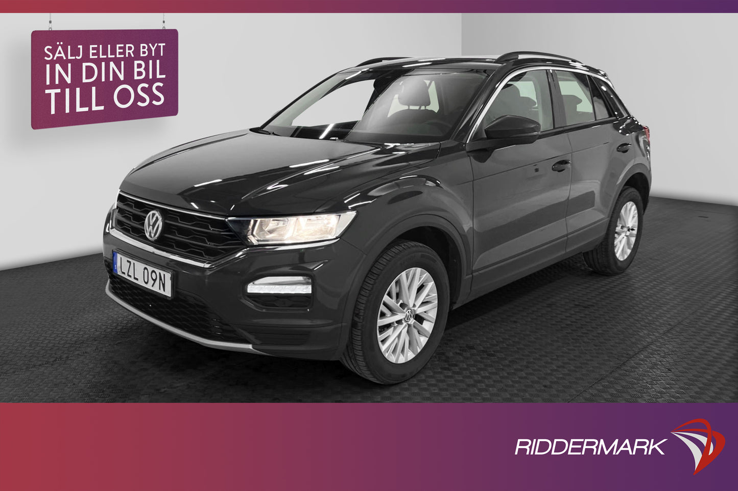 Volkswagen T-Roc 1.0 TSI 115hk P-sensorer CarPlay Nyservad