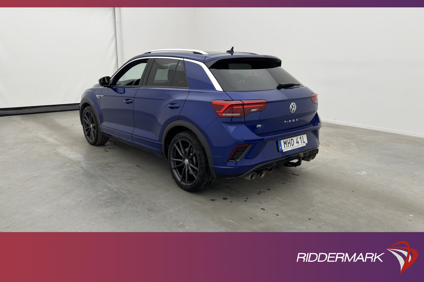 Volkswagen T-Roc R 4M 300hk Cockpit Akra Beats Skinn Drag