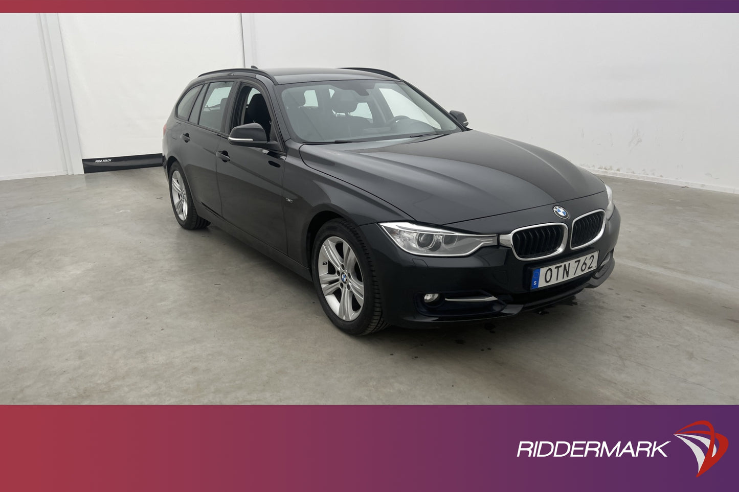 BMW 320 d Touring 184hk Sport line Sensorer Drag Välservad