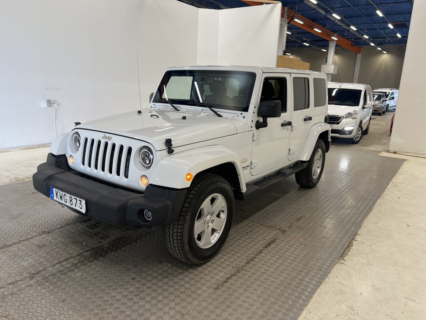 Jeep Wrangler 2.8 4WD Unlimited Drag Navigation Skinn MOMS