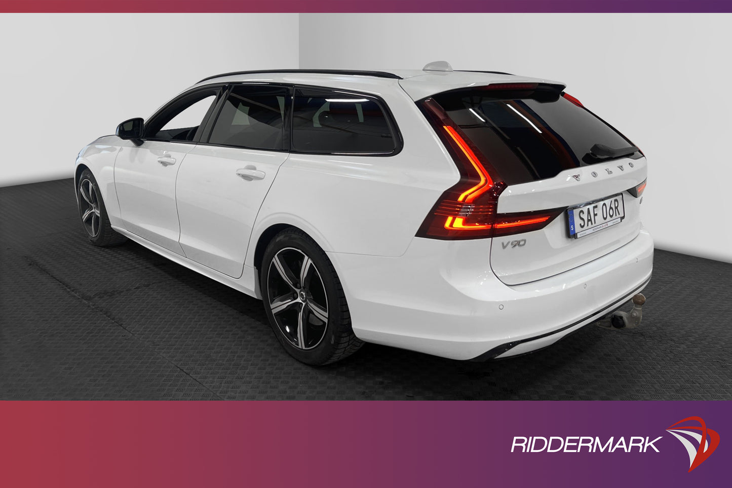 Volvo V90 B5 R-Design Inscription VOC 360° B&W Drag MOMS