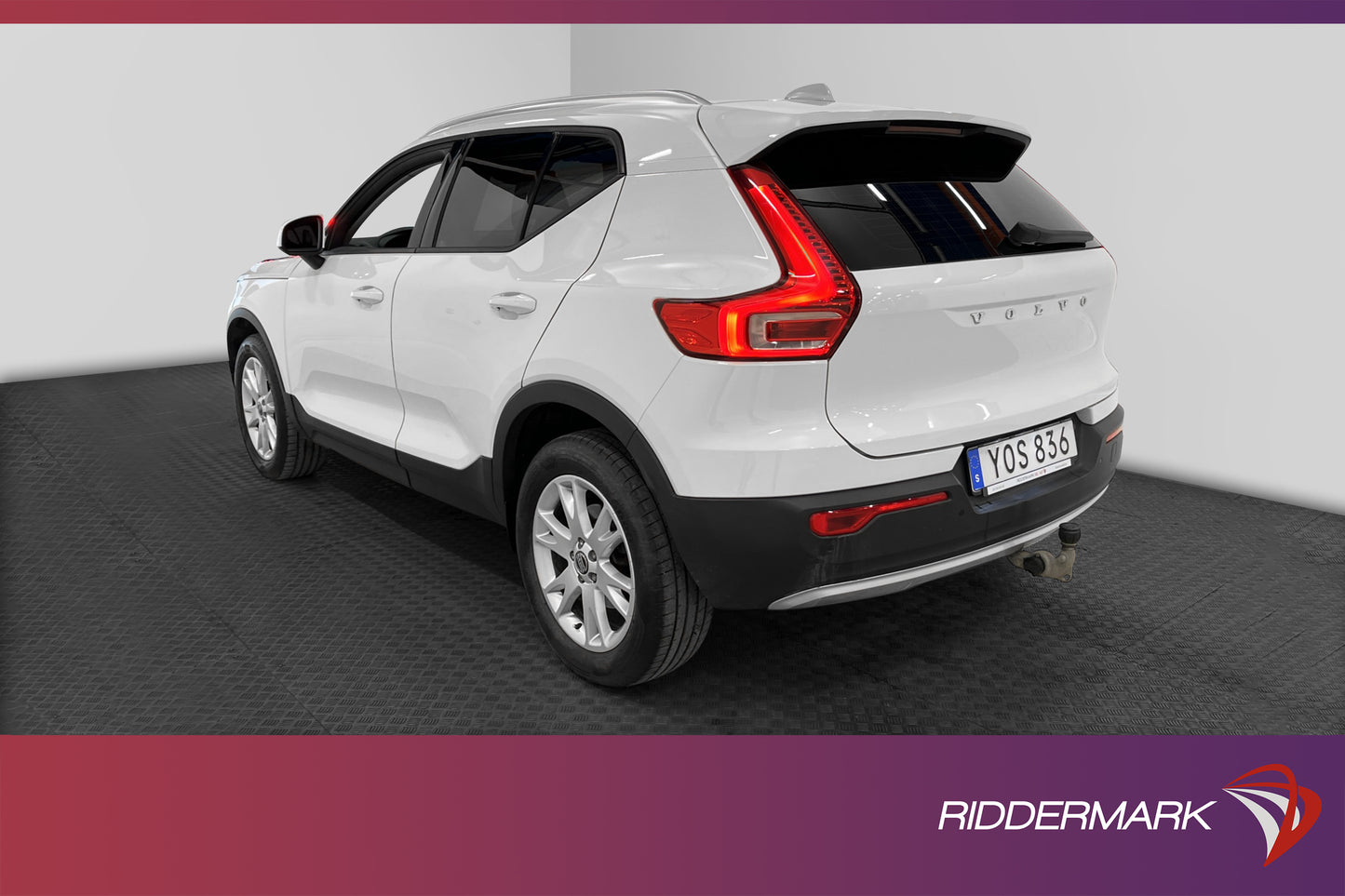 Volvo XC40 T4 190hk Momentum Bkamera Navi Drag