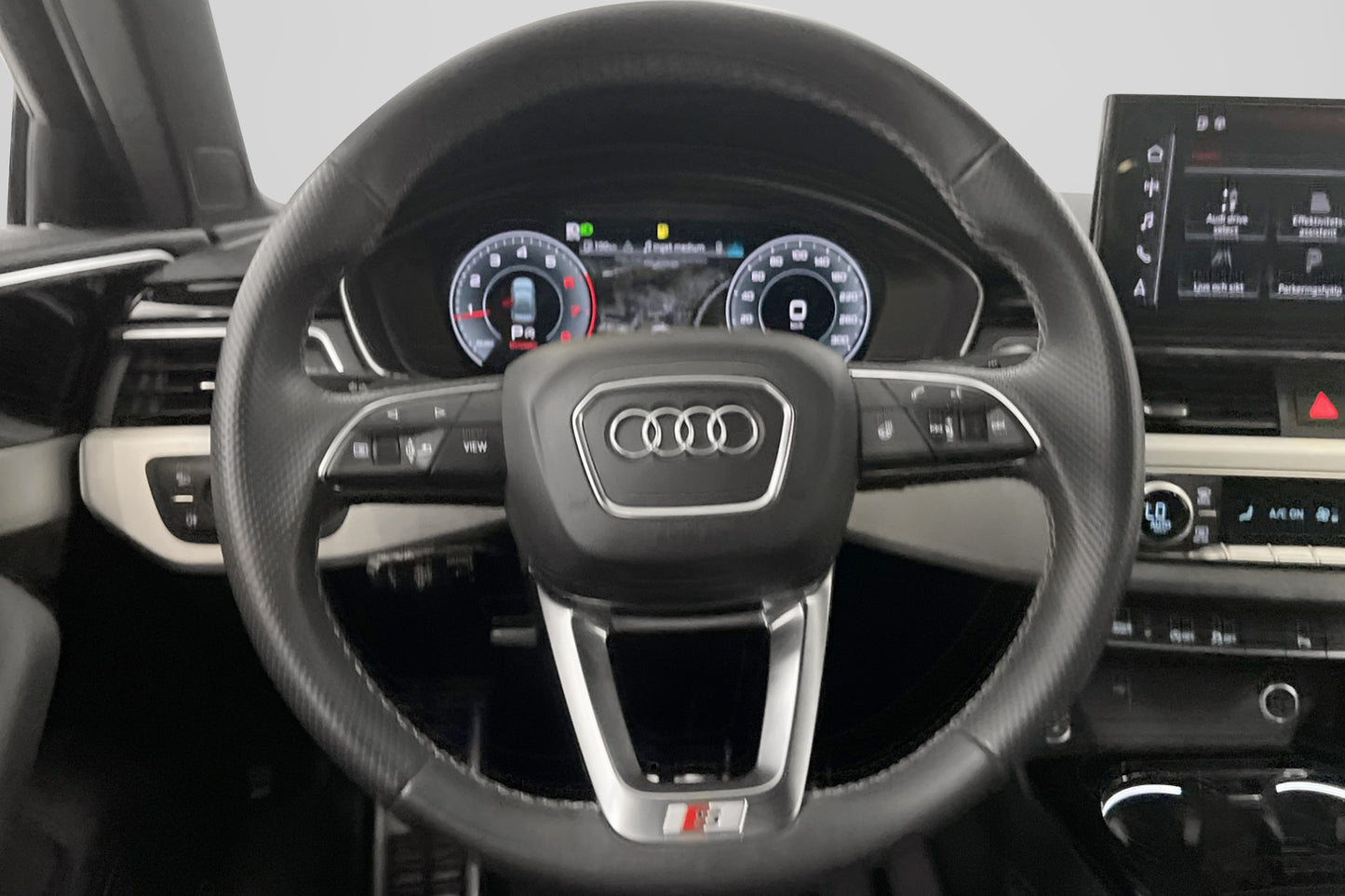 Audi A4 40 TFSI Q 204hk S-line Cockpit B&O B-värm B-kamera