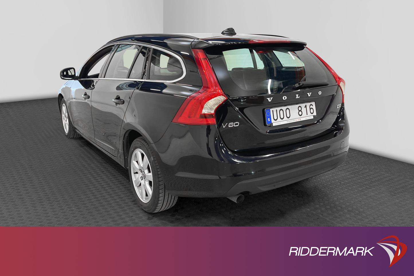 Volvo V60 D3 163hk Momentum D-Värm DRIVe Nyservad 0,57l/mil