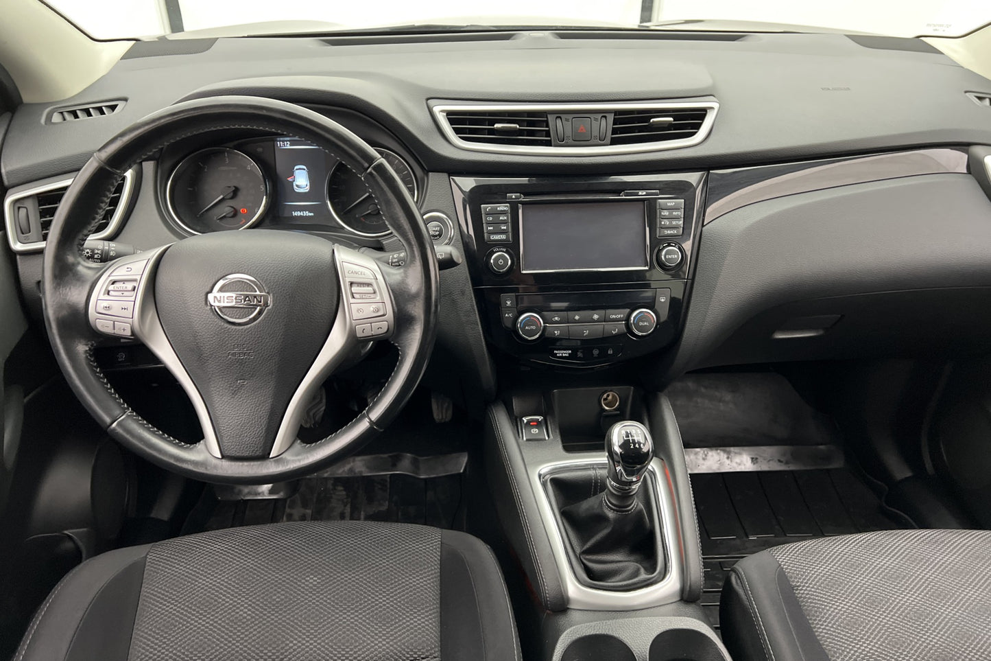 Nissan Qashqai 1.5 dCi 110hk N-Connecta 360° Navi Sensorer