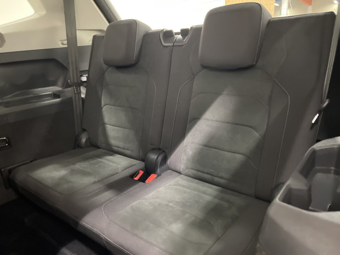 Volkswagen Tiguan Allspace 4M 200hk 7sits R-line MOMS SE UTR