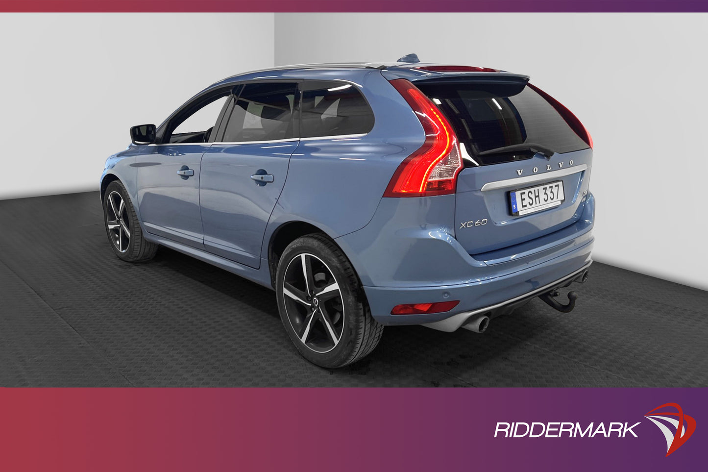 Volvo XC60 D4 AWD R-Design Panorama D-Värm Navi Dragkrok VOC