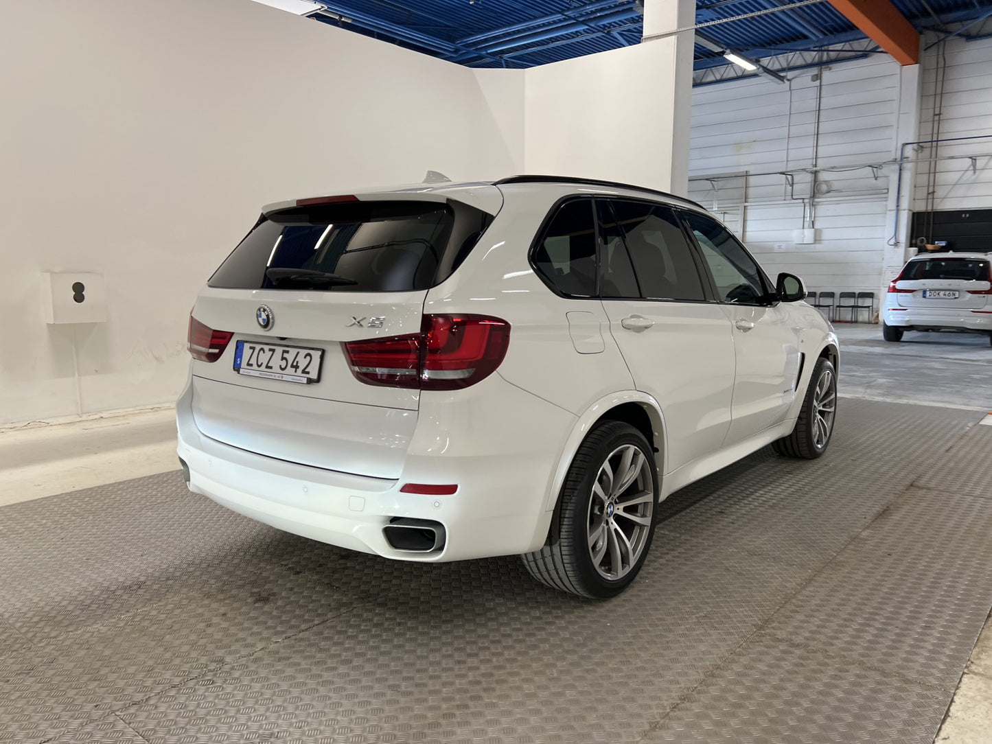 BMW X5 xDrive40d 313hk M Sport Skinn Pano H/K Navi Värmare