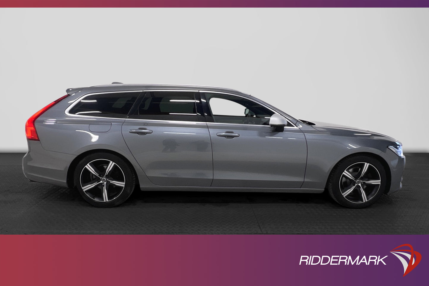 Volvo V90 D4 190hk R-Design Värmare Pano 360° VOC Navi Drag