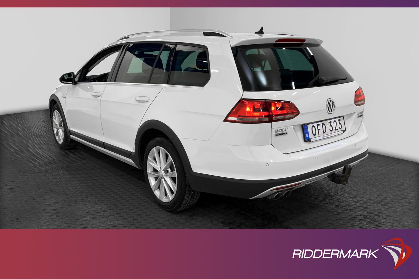 Volkswagen Golf Alltrack 2.0 TDI 4M 184hk D-värm B-kam Drag