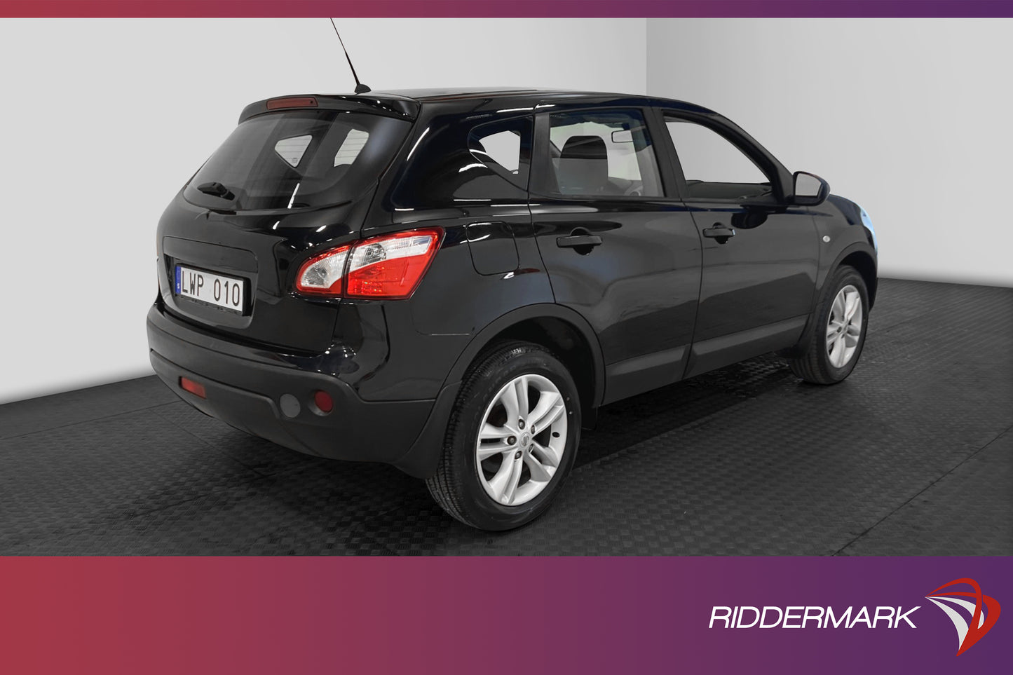 Nissan Qashqai 2.0 141hk Farthållare Pano B-Kamera 2 Brukare