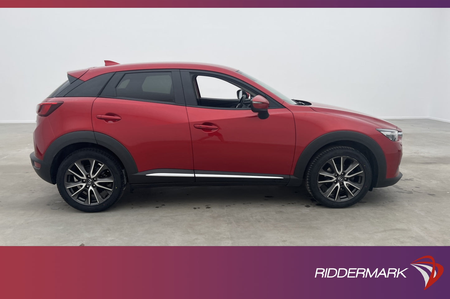 Mazda CX-3 2.0 AWD 150hk Optimum BOSE Skinn Kamera Navi HUD