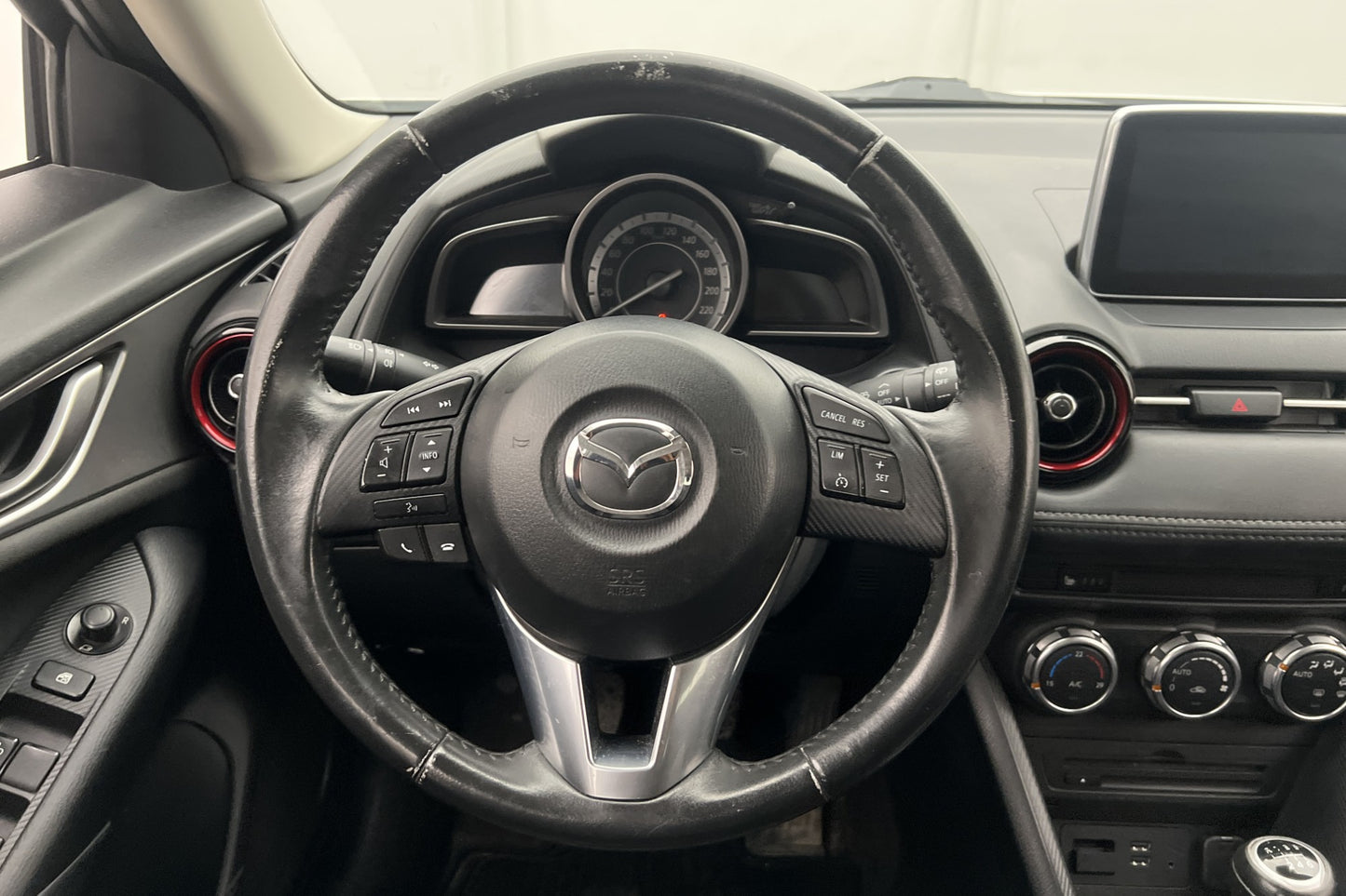 Mazda CX-3 SKYACTIV-G 120hk Vision Navi Sensorer Välservad