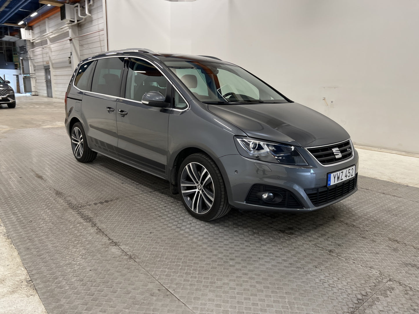 SEAT Alhambra 2.0TDI DSG 184hk FR 7-sits D-värm Drag B-kam