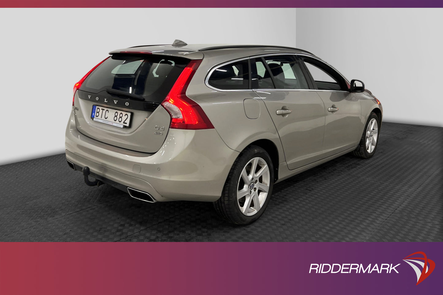 Volvo V60 D4 AWD 163hk Momentum Drag Värmare VOC P-sensorer