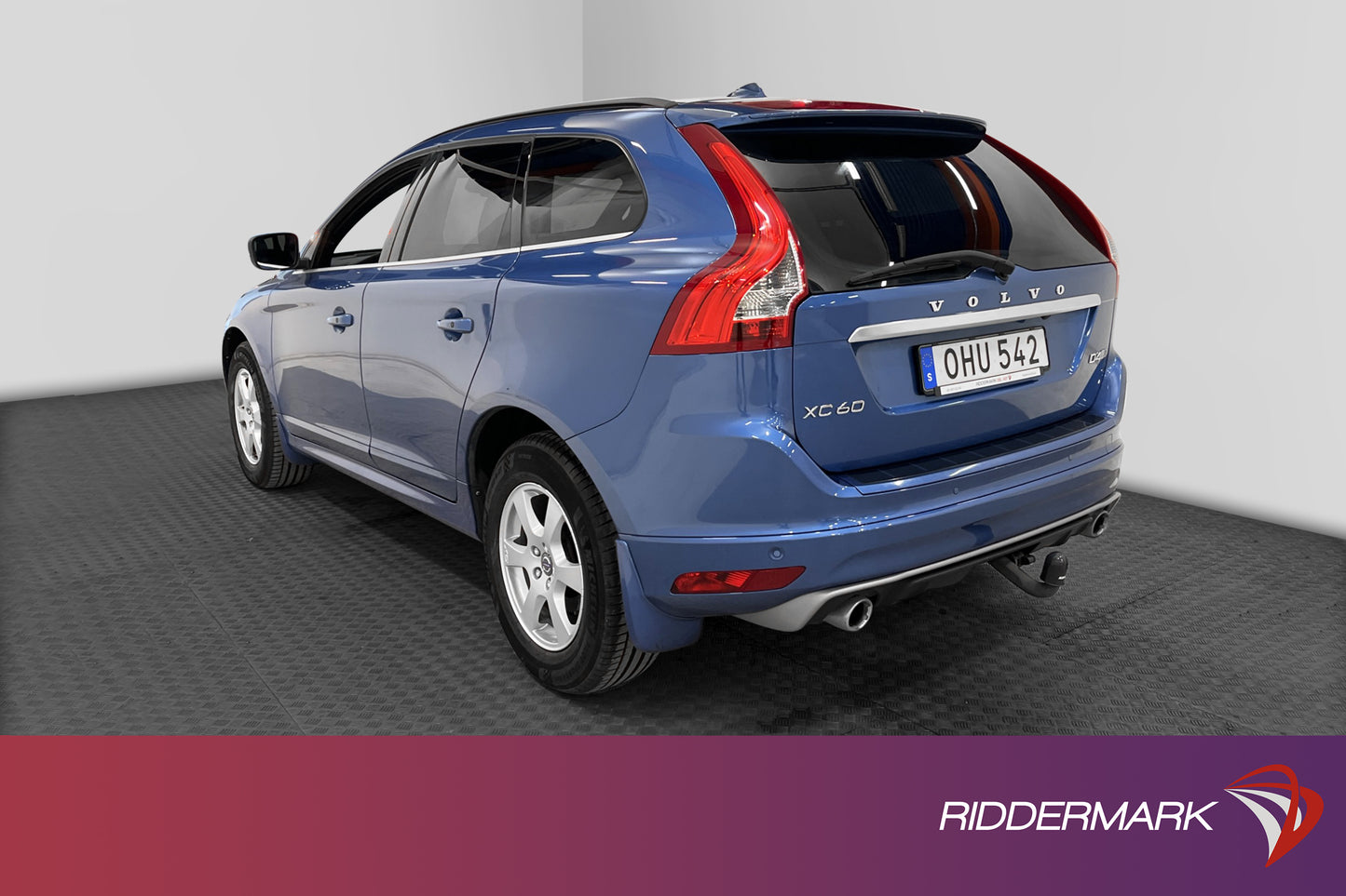 Volvo XC60 D4 AWD 190hk R-Design VOC Drag BLIS B-Kam Välserv