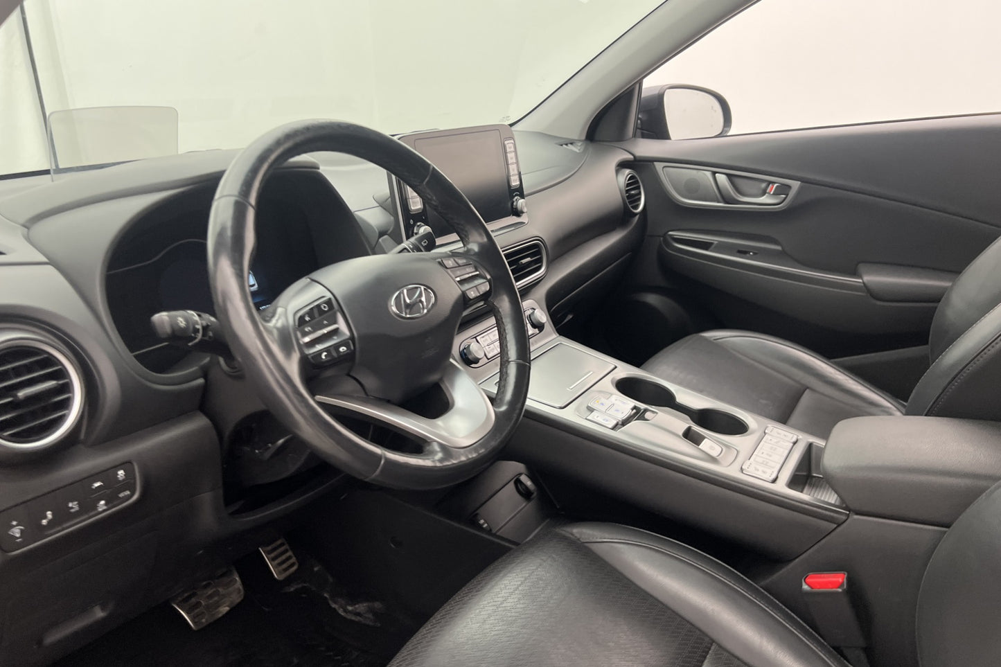 Hyundai Kona Electric 64 kWh 204hk Premium Kamera Skinn Navi