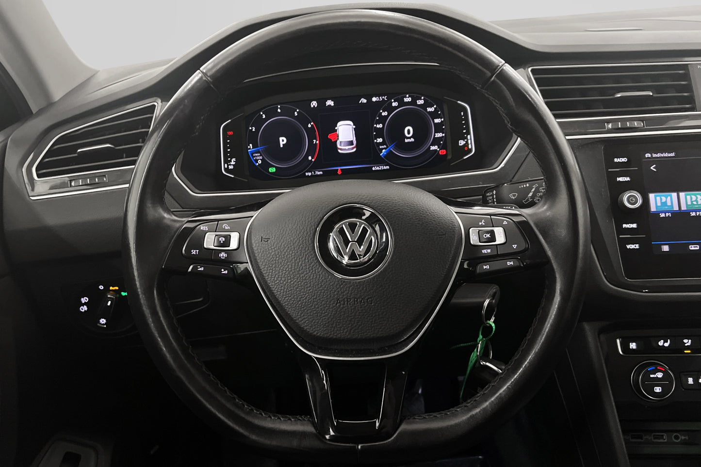 Volkswagen Tiguan 4M 190hk R-Line Cockpit Värm Kamera Drag