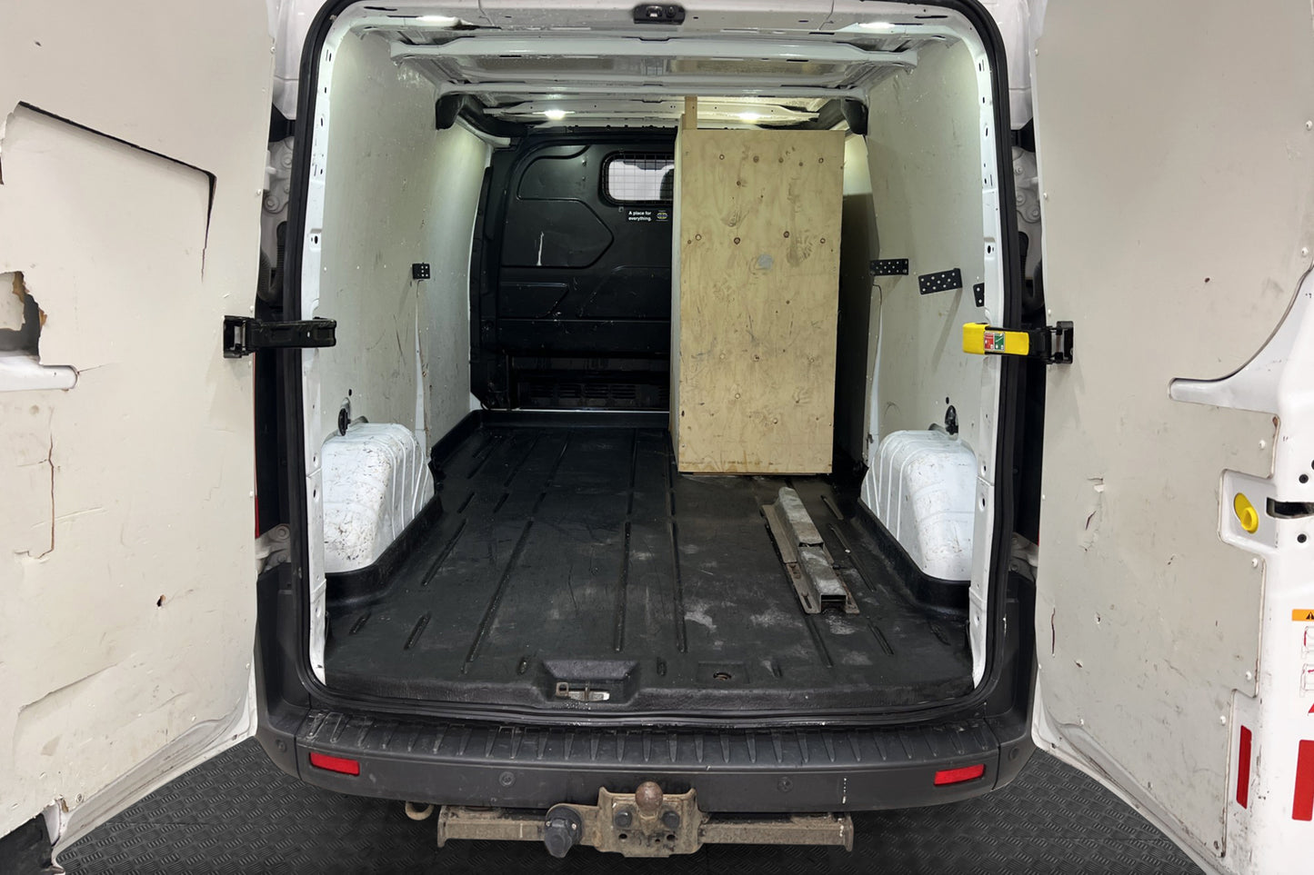 Ford Transit Custom 2.0TDCi 130hk L2 Dragkrok Värmare Moms