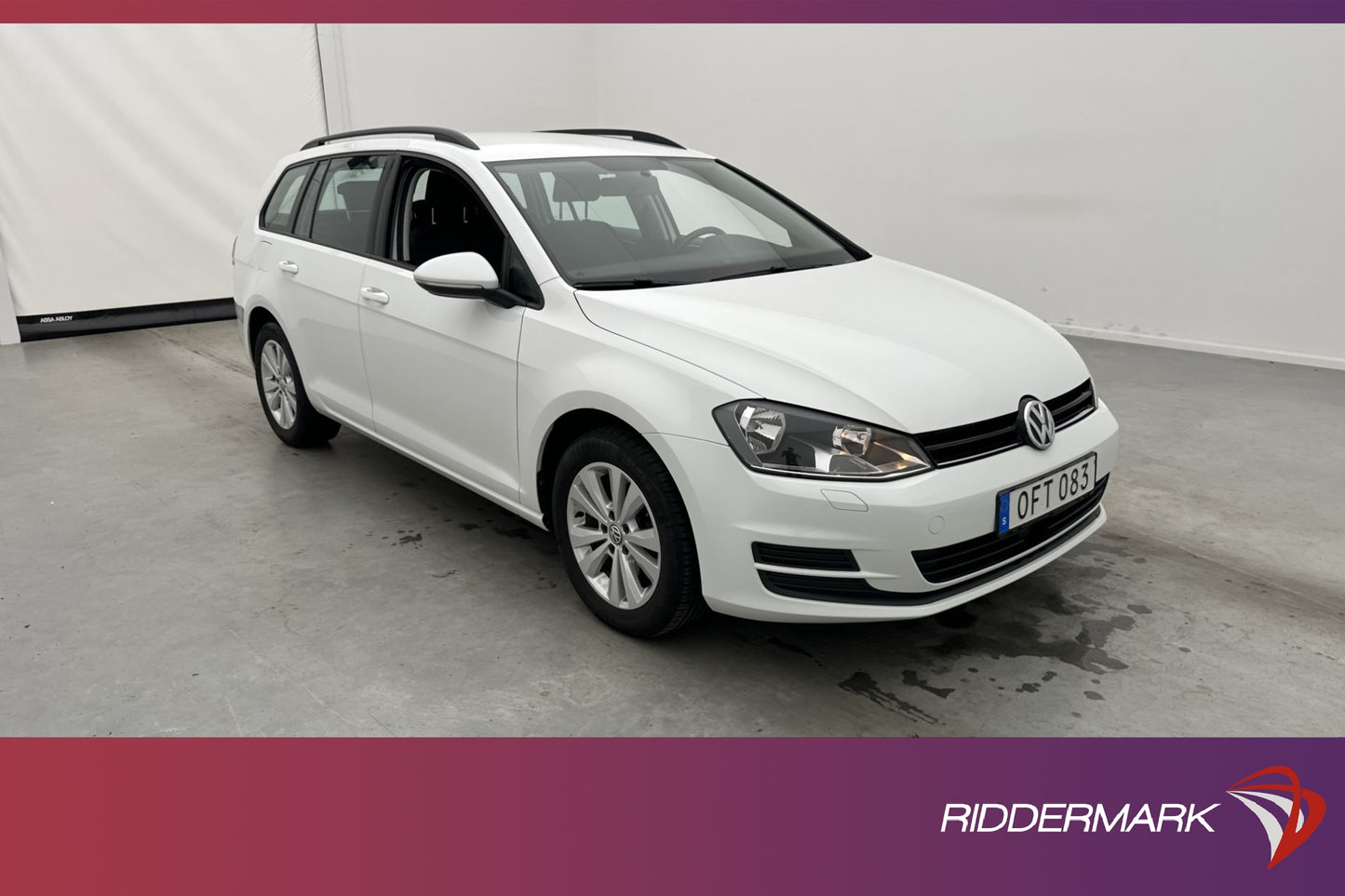 Volkswagen Golf 1.2 TSI 110hk Style Kamera CarPlay Drag MOMS