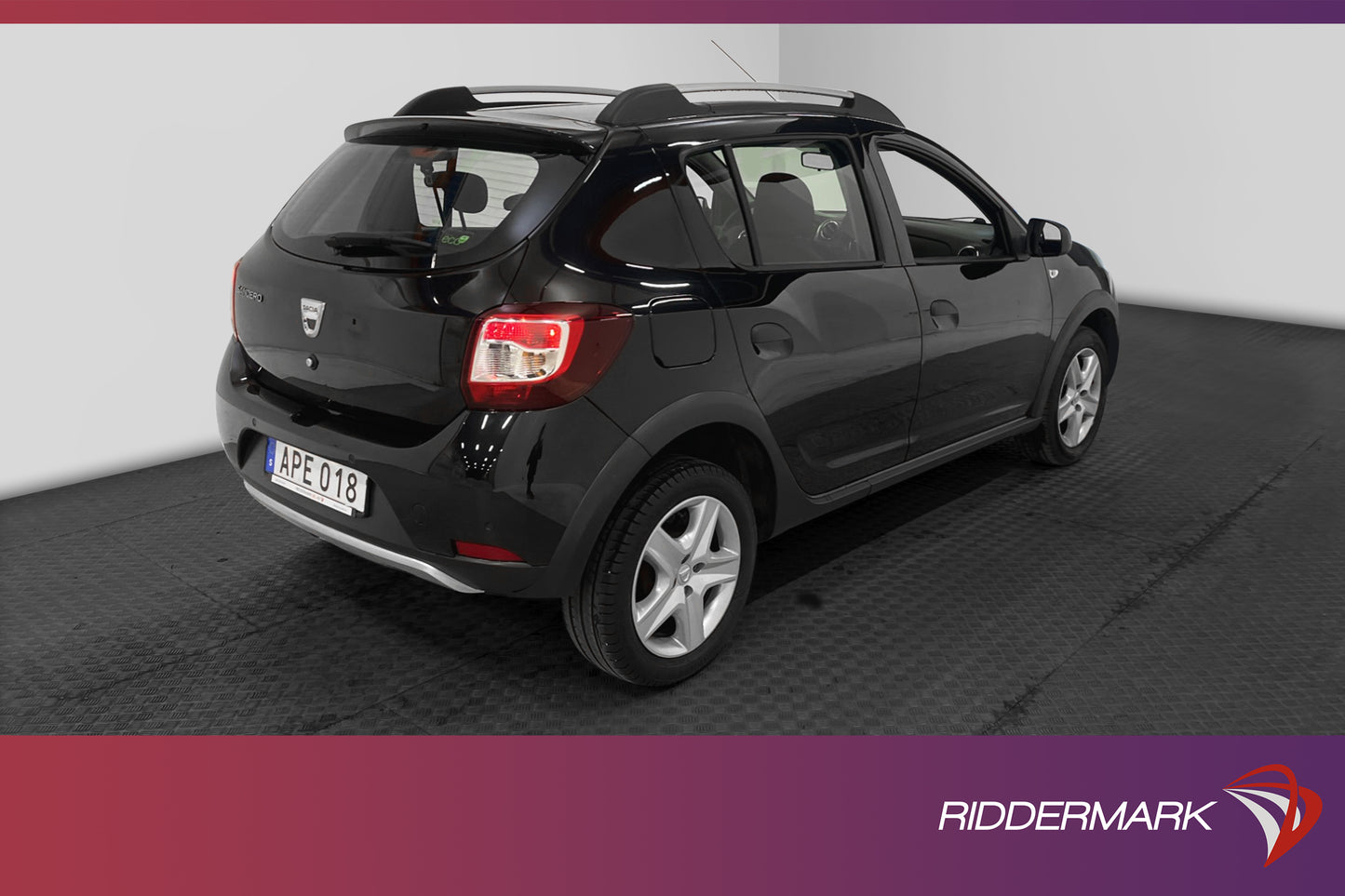 Dacia Sandero Stepway 0.9 TCe 90hk Prestige Värmare Navi PDC