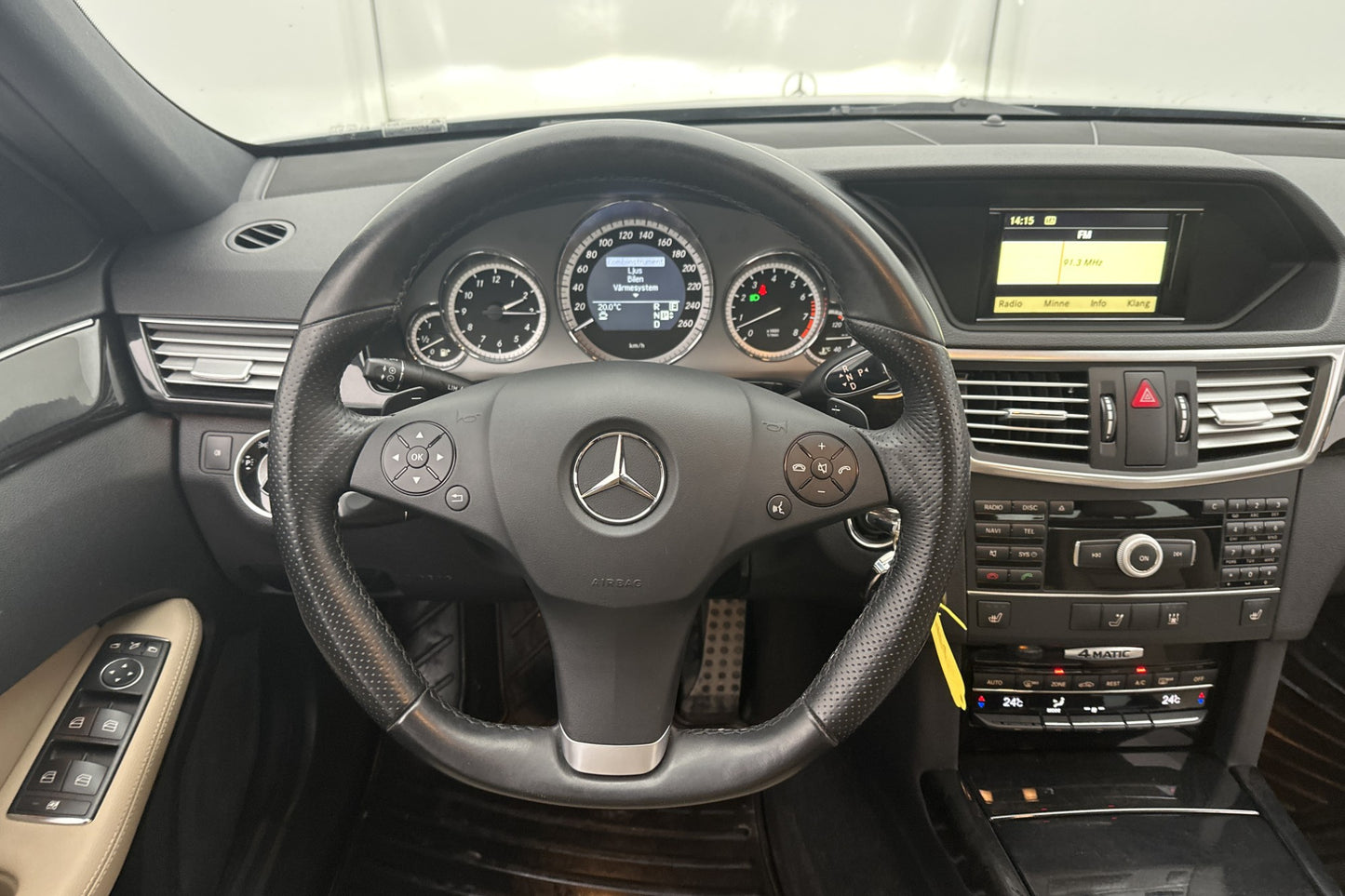 Mercedes-Benz E 350 4MATIC 272hk AMG Värm Skinn Navi 3-Zons