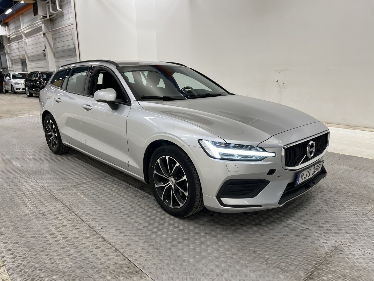 Volvo V60 D3 AWD Advanced VOC Kamera Värmare CarPlay MOMS