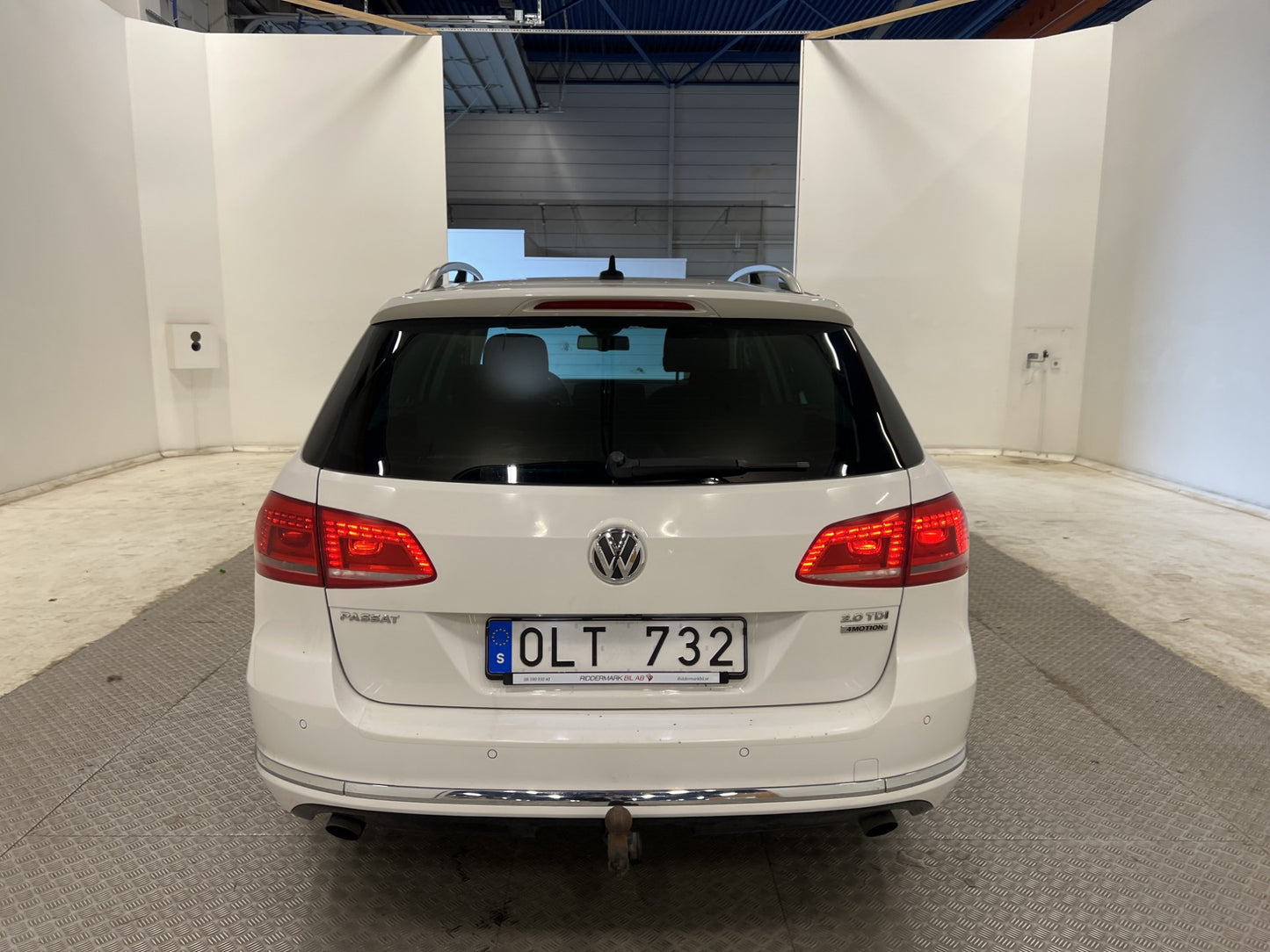 Volkswagen Passat 2.0 TDI 4M R-line Pano D-värm Drag B-kam