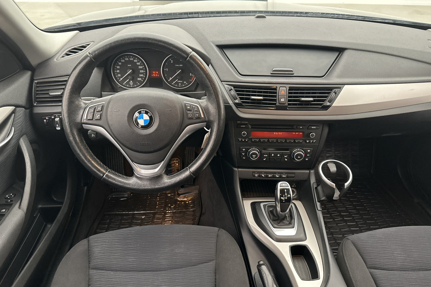 BMW X1 xDrive18d 143hk Rattvärme Sensorer Drag 0.54L/mil