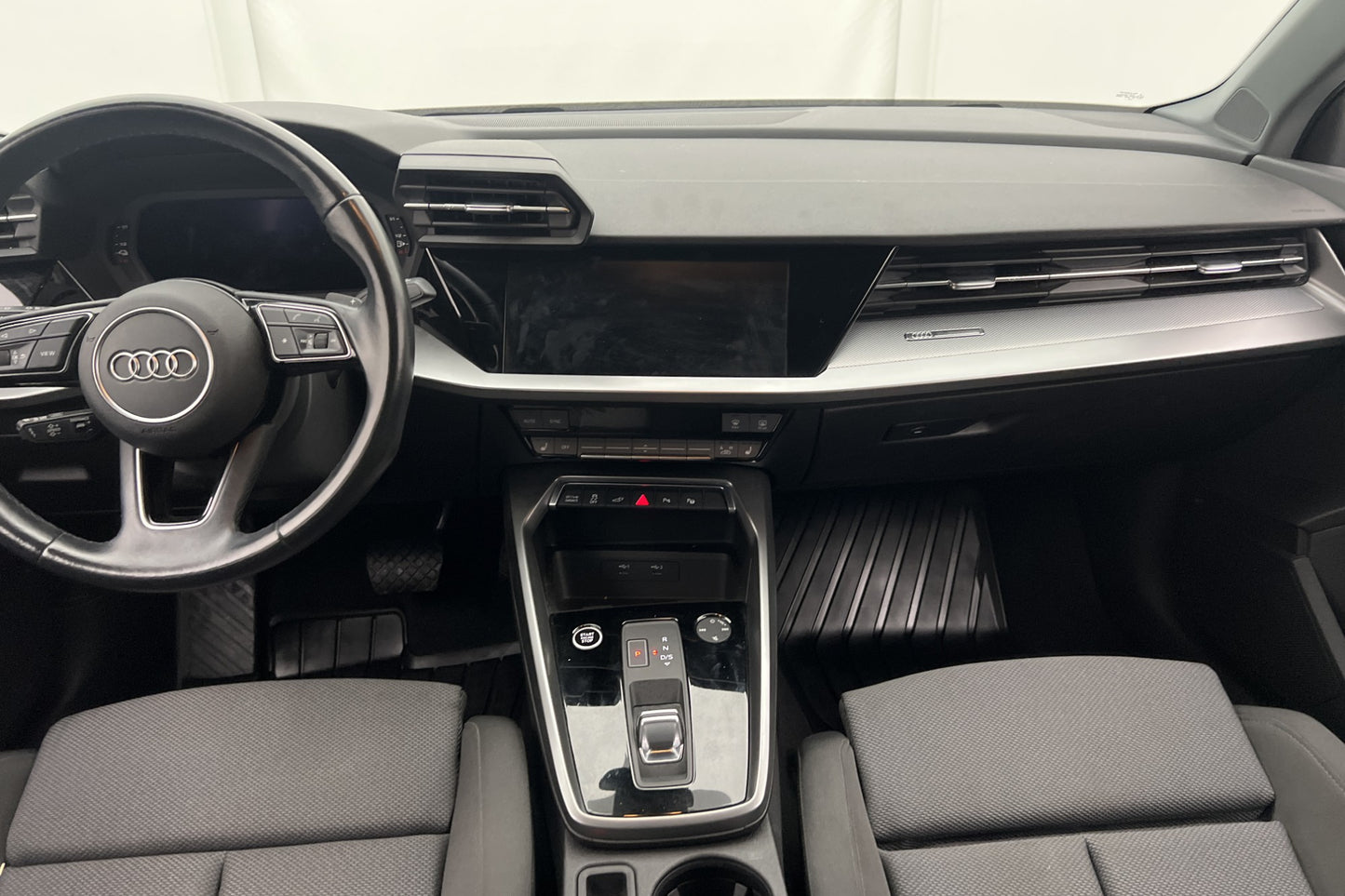 Audi A3 45 TFSI e 245hk S-Line Cockpit Sensorer Välservad