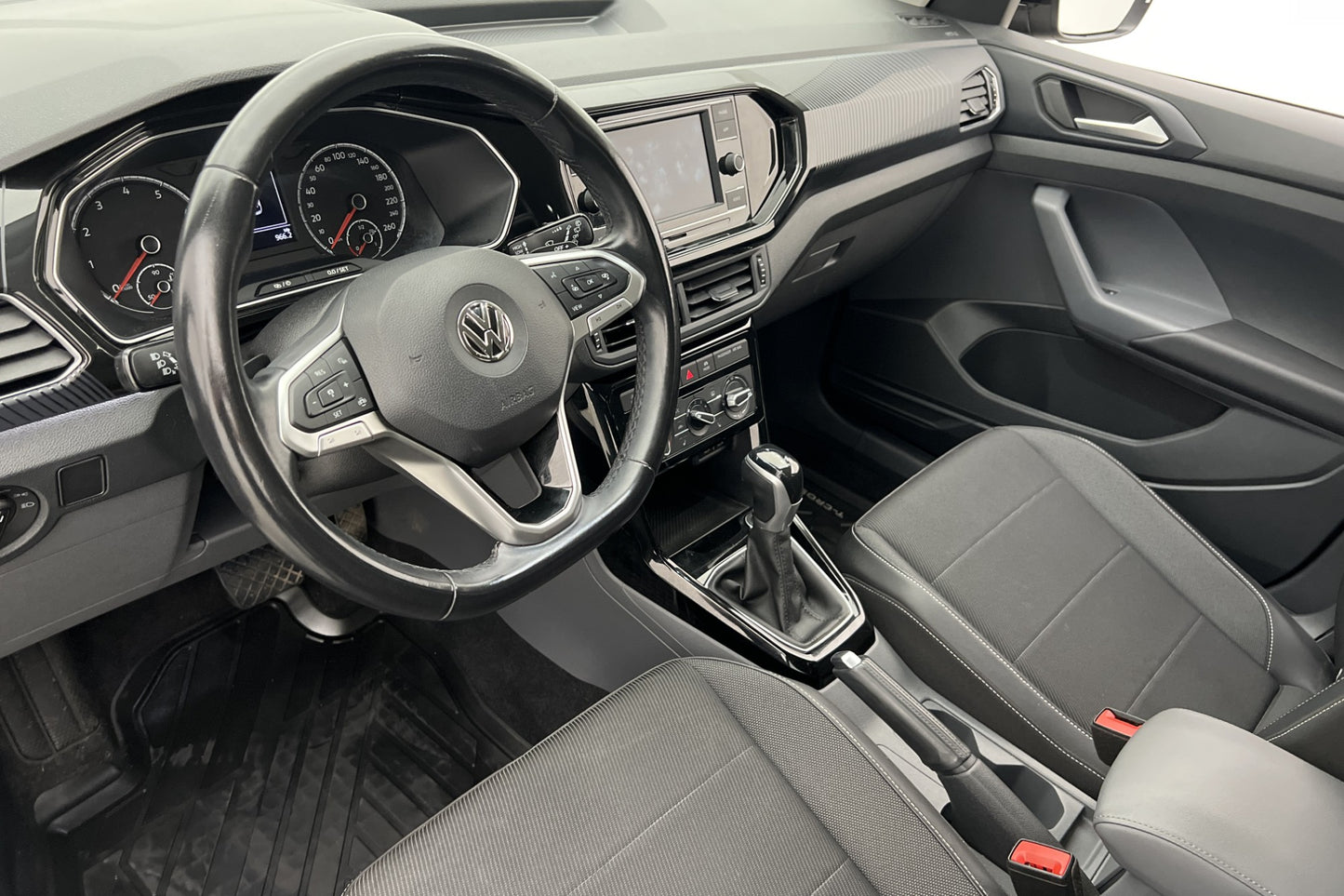 Volkswagen T-Cross 1.0 TSI 115hk GT Farthållare BLIS 4822Mil