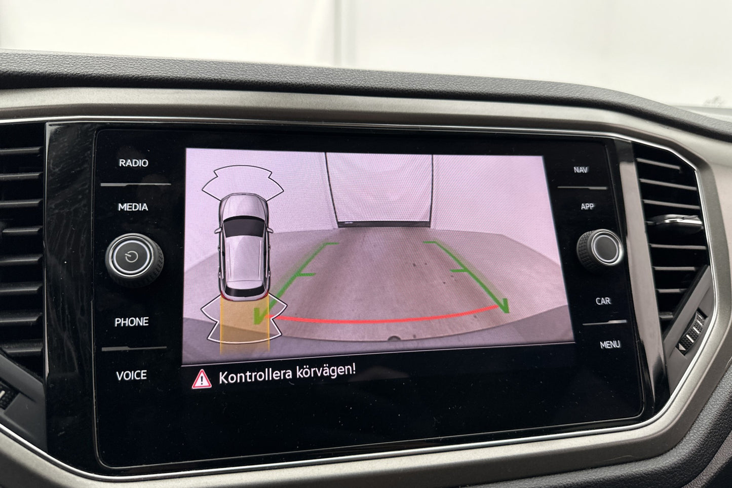 Volkswagen T-Roc TSI 150hk Plus Cockpit Värm Drag Välservad