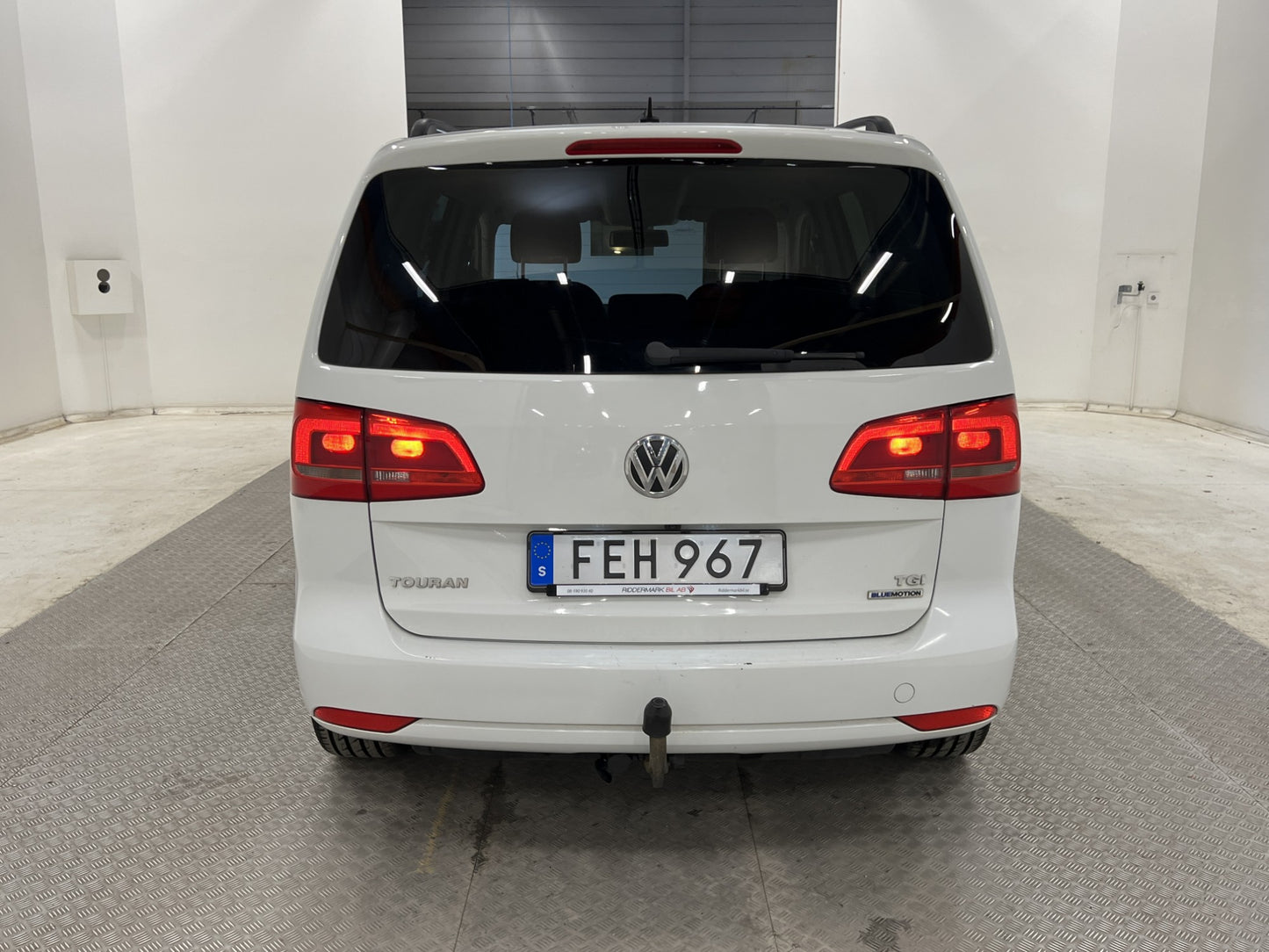 Volkswagen Touran 1.4 TSI EcoFuel 150hk B-kamera Dragkrok