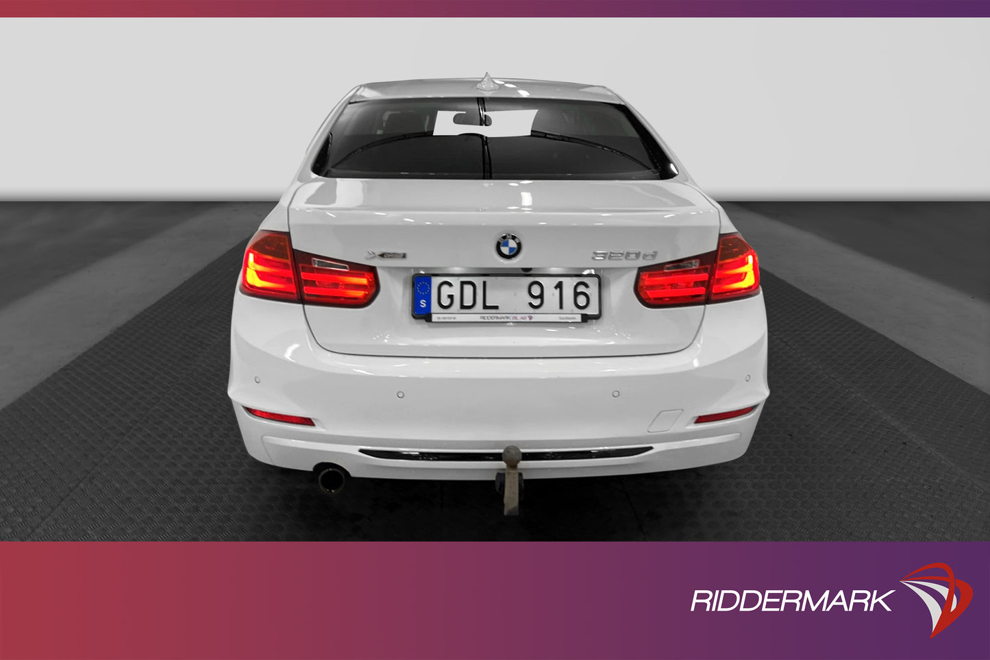 BMW 320d xDrive 184hk Sportline Backkamera Dragkrok